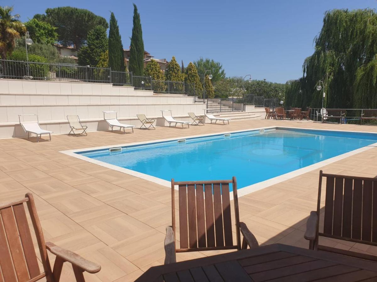 Trasimeno 2 Apartamento Casamaggiore Exterior foto